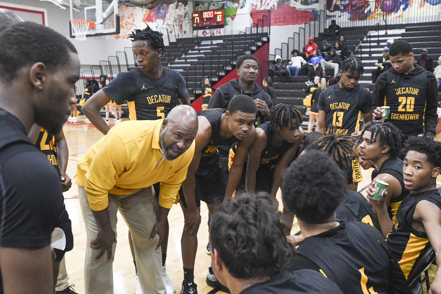 112322-dec-spt-eisenhower-basketball-gallery_12.JPG